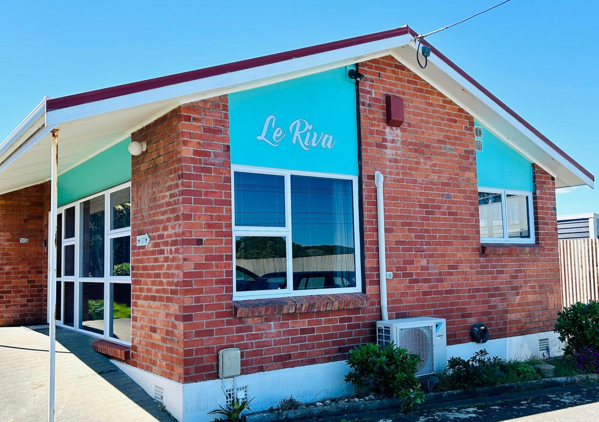 Le Riva Bed And Breakfast By The Beach Уонгануи Экстерьер фото